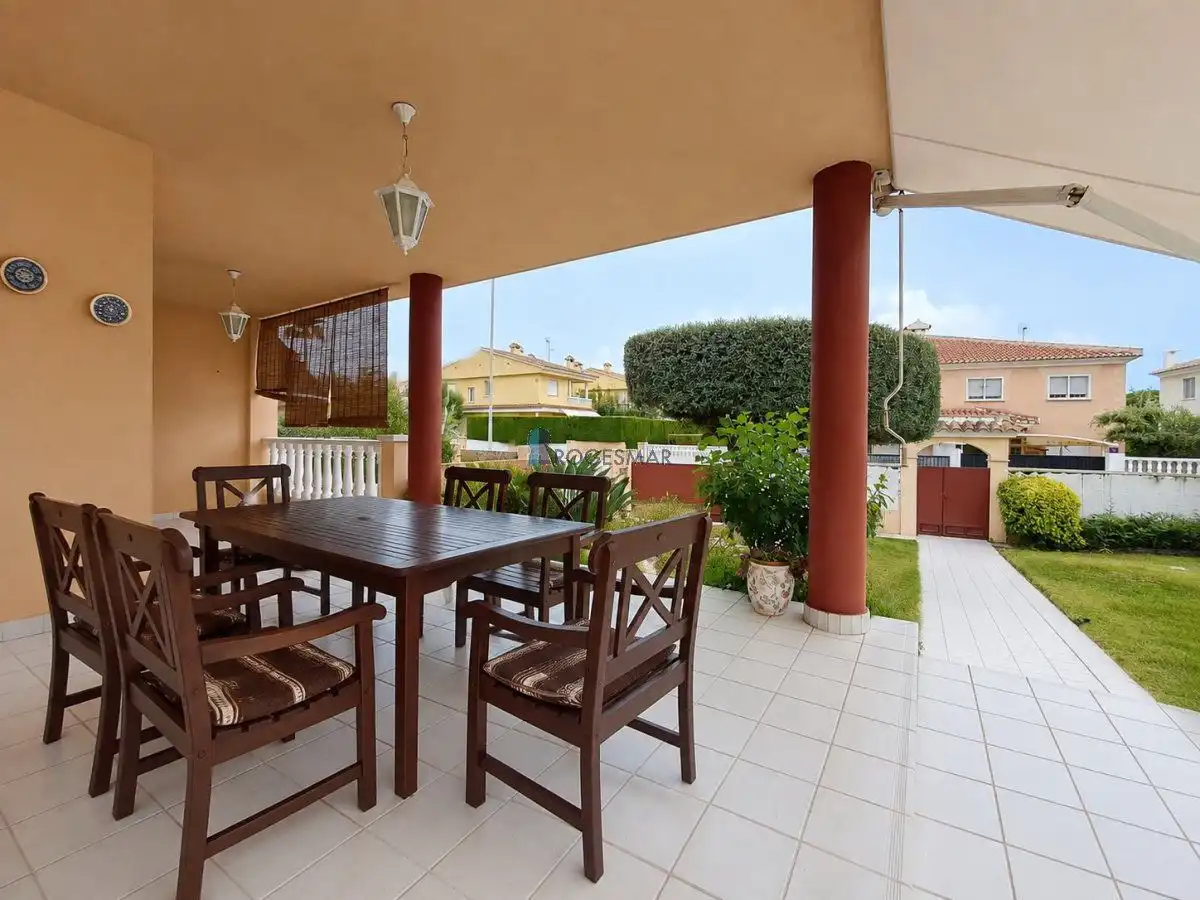 Xalet amb piscina en venda a Carrer Vicent Fuentes I Ramon