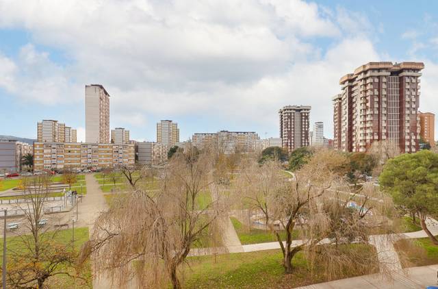 Piso en Venta en Gijón - CL BALEARES, 7 en Pumarín