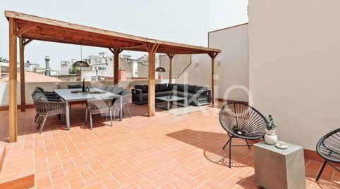 Ático de 2 dormitorios y terraza en Ciutat Vella