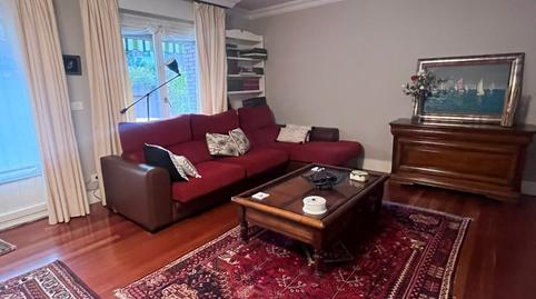 Foto 5 de Casa adosada en venda a Valle de Trápaga-Trapagaran, Bizkaia