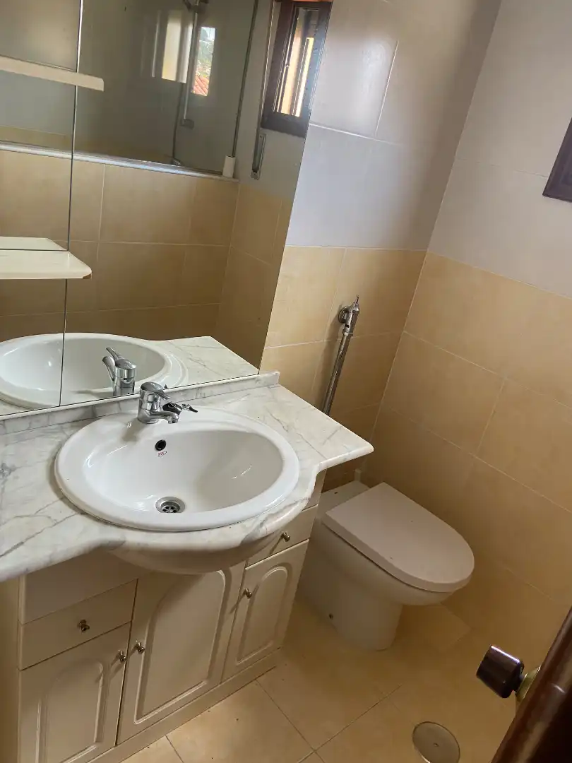 Baño de Casa adosada en venta en Vigo  con Parquet