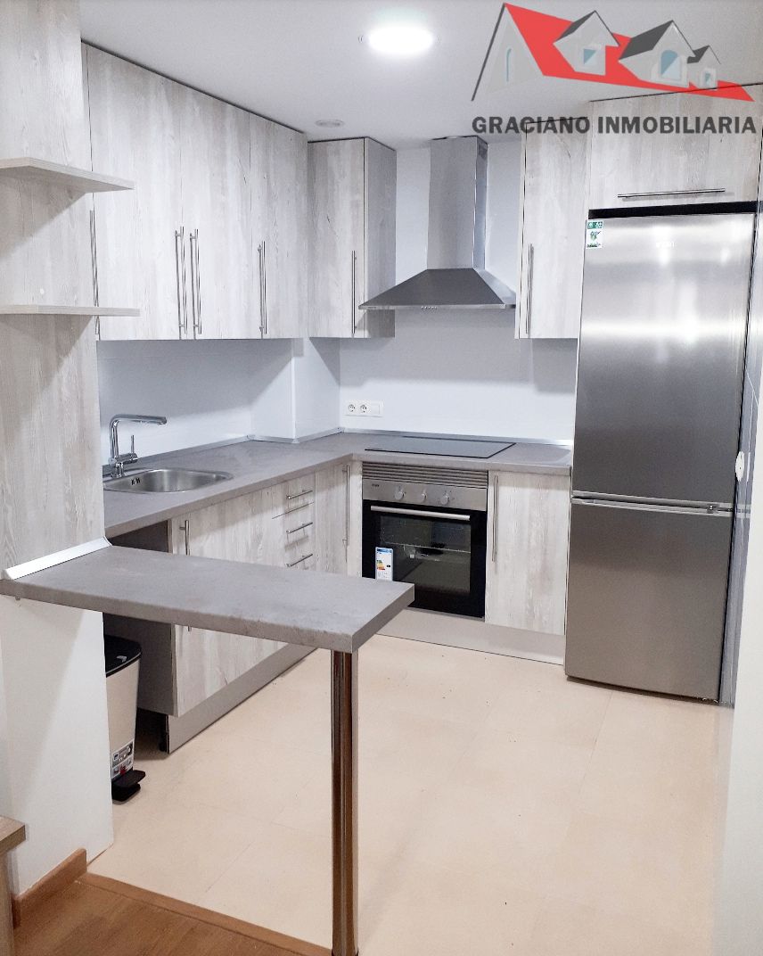 Cuina de Apartament en venda en  Albacete Capital amb Calefacció i Moblat