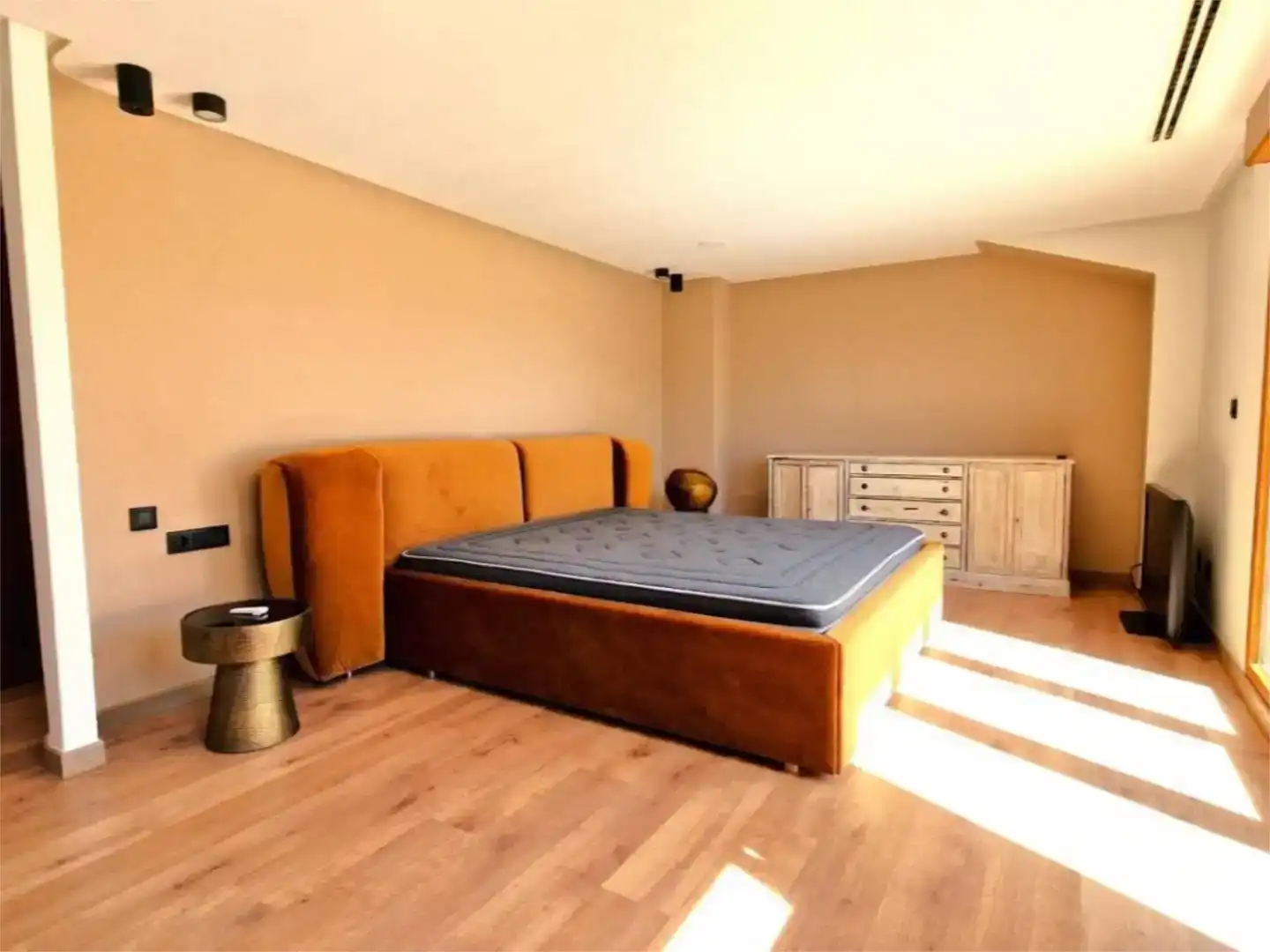 Bedroom of Houses for rent in Urbanizaciones
