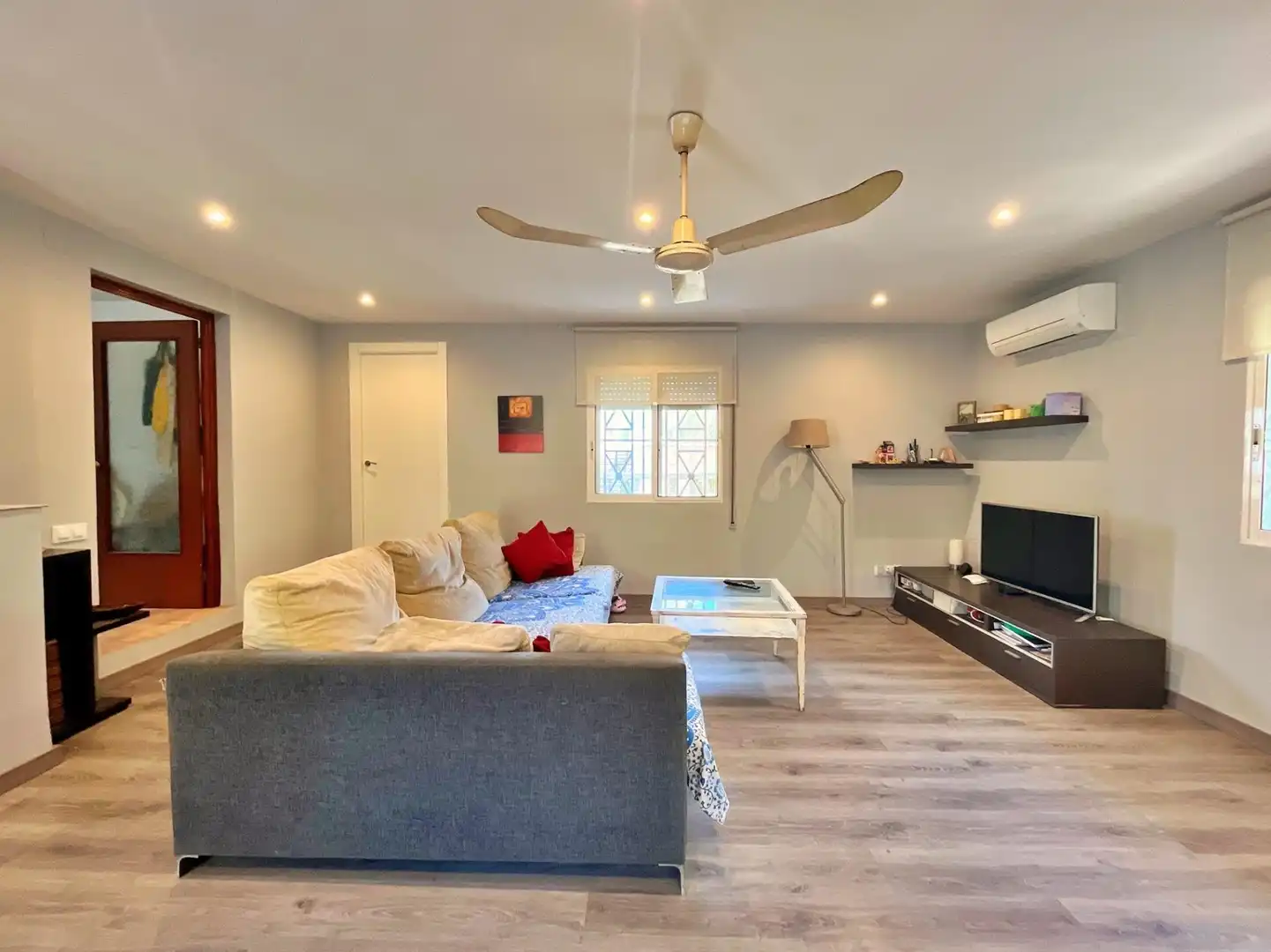 Wohnzimmer von Haus oder Chalet zum Verkauf in Roquetes mit Klimaanlage, Heizung und Privatgarten