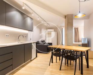 Cuina de Loft de lloguer en  Valencia Capital amb Aire condicionat, Calefacció i Moblat