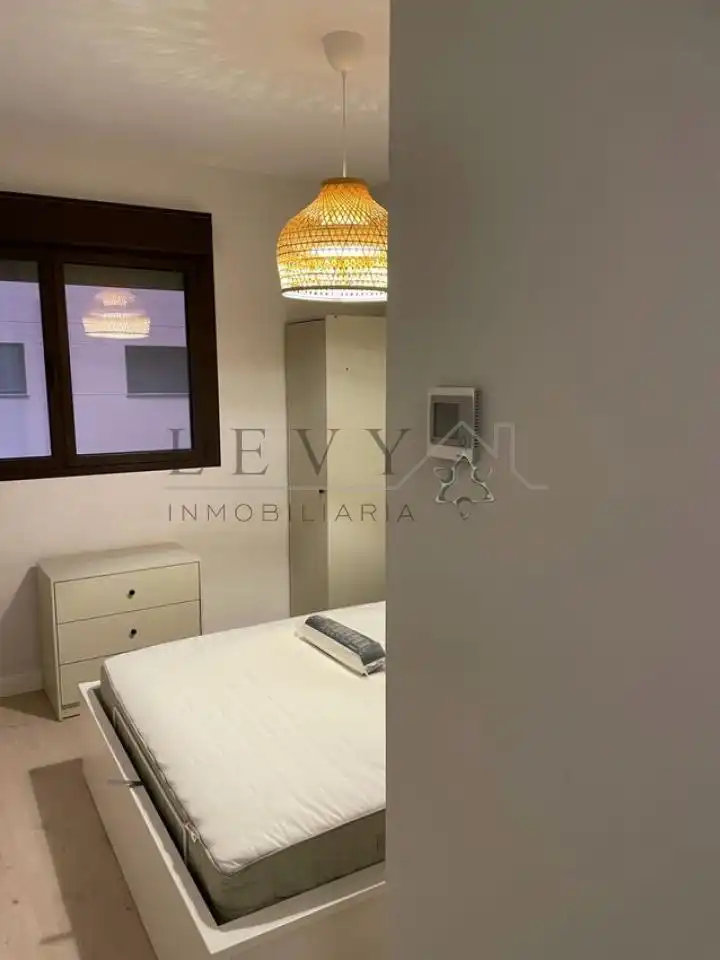 Habitación de Piso en venta en Málaga con Calefacción, Trastero y Piscina