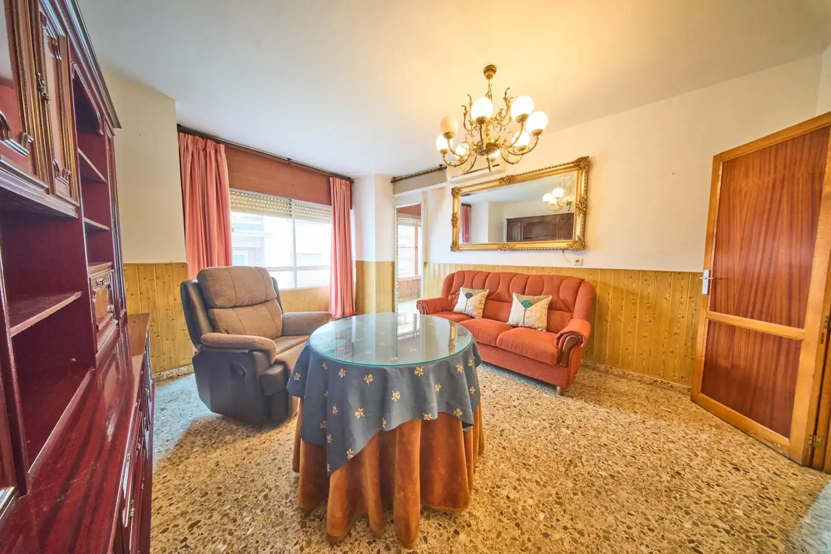 Wohnzimmer von Wohnung zum Verkauf in Órgiva mit Abstellraum und Balkon