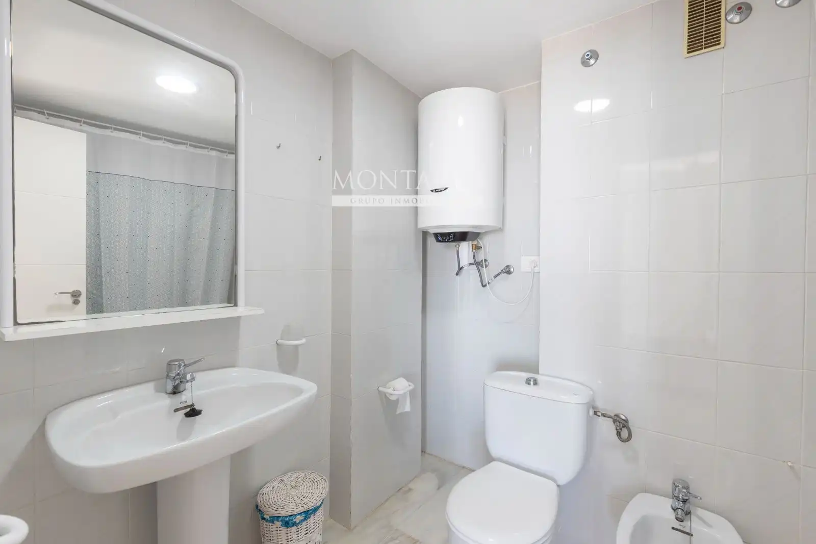 Badezimmer von Wohnung zum Verkauf in Velilla - Velilla Taramay