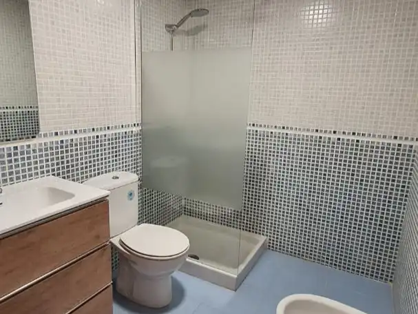 Bathroom of Flat for rent in Almoradí  with Air Conditioner, Heating and Terrace