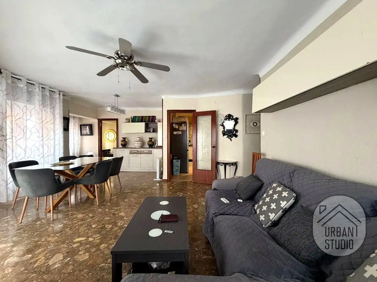 Living room of Flat for share in Alicante / Alacant  with Furnished