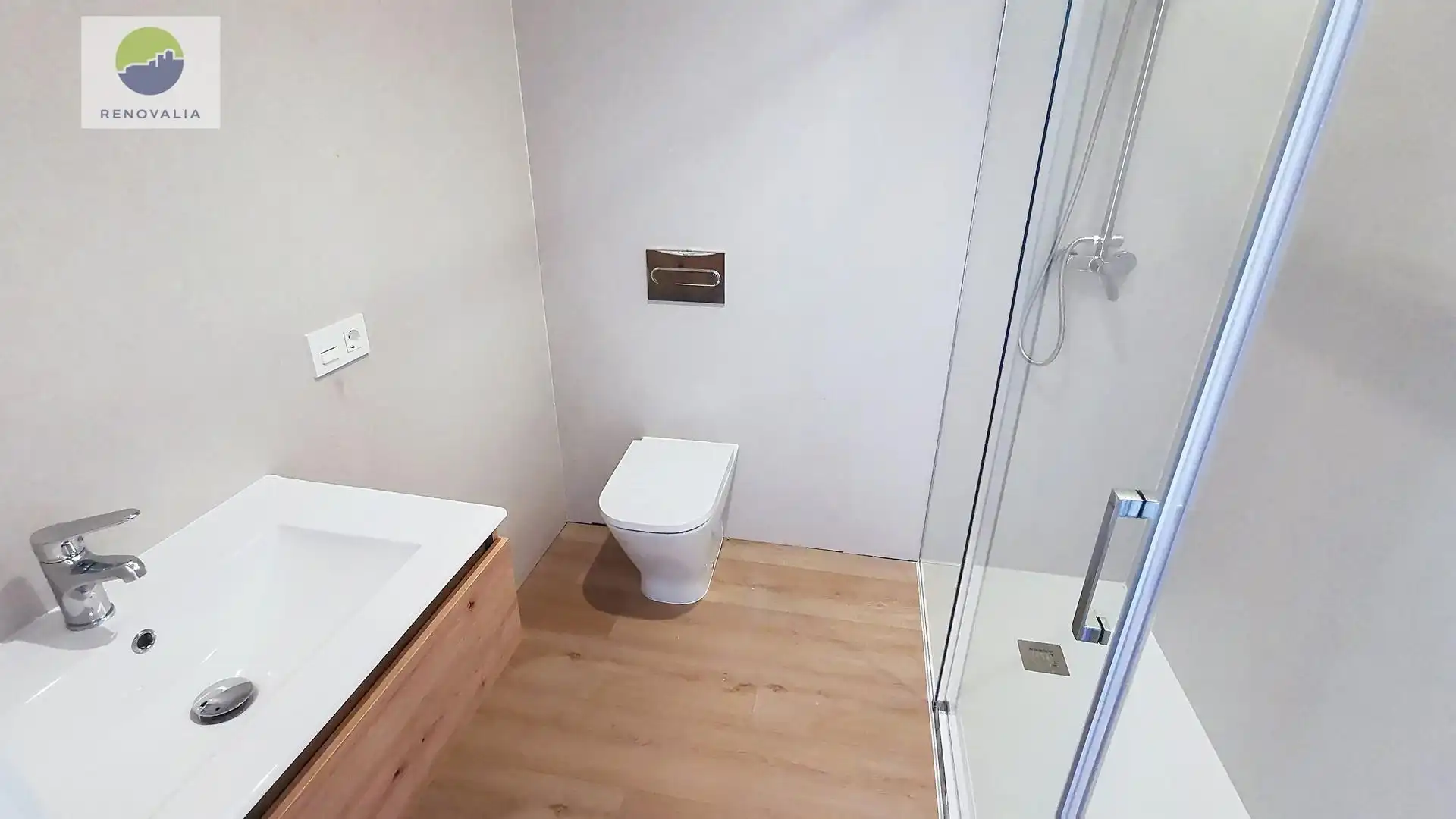 Bany de Pis en venda en Granada