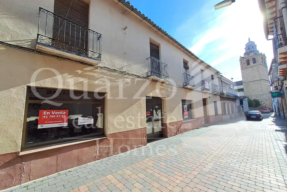 Vista exterior de Casa o chalet en venta en El Puente del Arzobispo