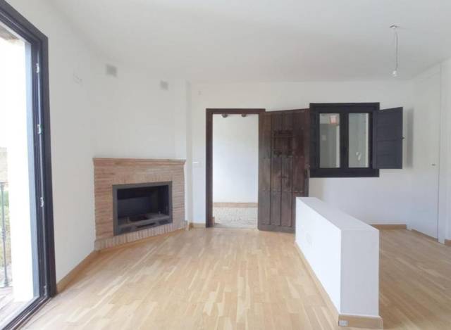 Piso en Venta en Calle mengemor, 74 en Ohanes