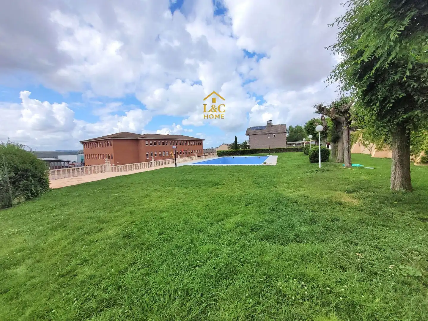Casa adosada en venda en Morata de Tajuña amb Aire condicionat, Calefacció i Jardí privat