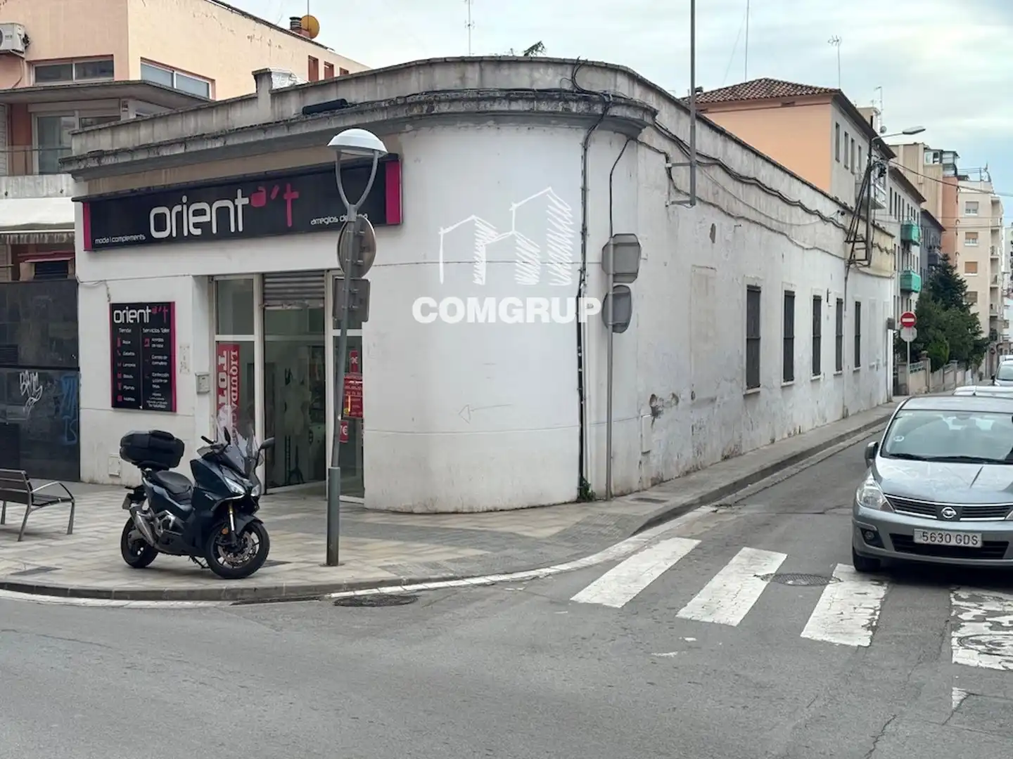 Locale commerciale in affitto a CERVANTES 98, imagen 2