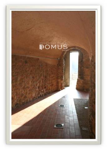 Local comercial en Alquiler en dels Jueus en Besalú