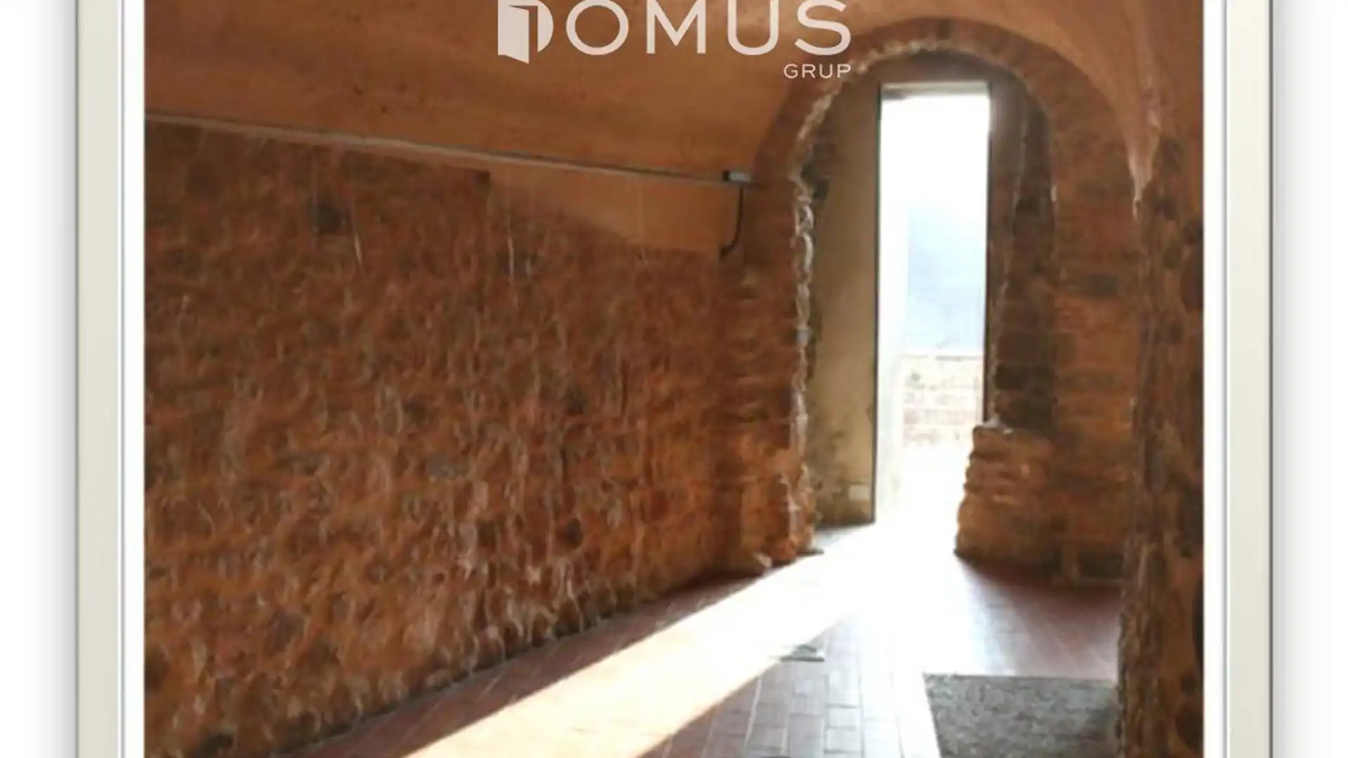 Local de alquiler en Besalú