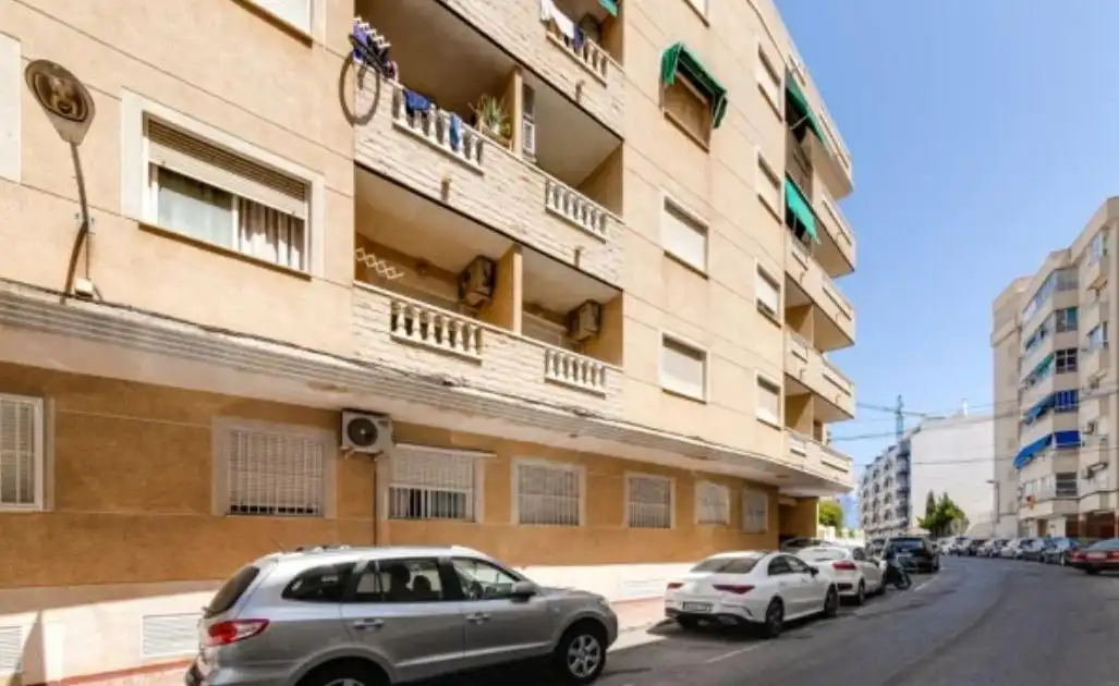 Apartament amb terrassa en venda a Calle MAR BALTICO