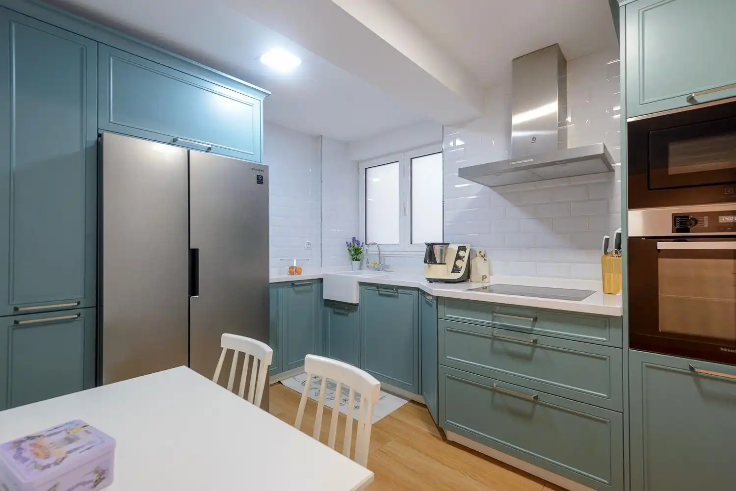 Cocina de Piso en venta en Oviedo  con Calefacción y Parquet