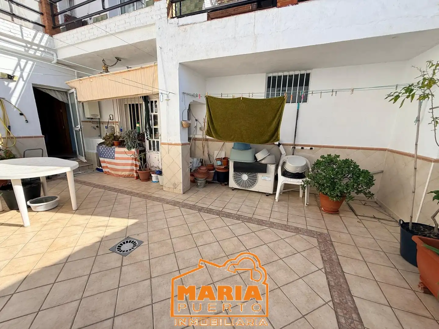 Außenansicht von Wohnung zum Verkauf in Málaga mit Terrasse und Abstellraum