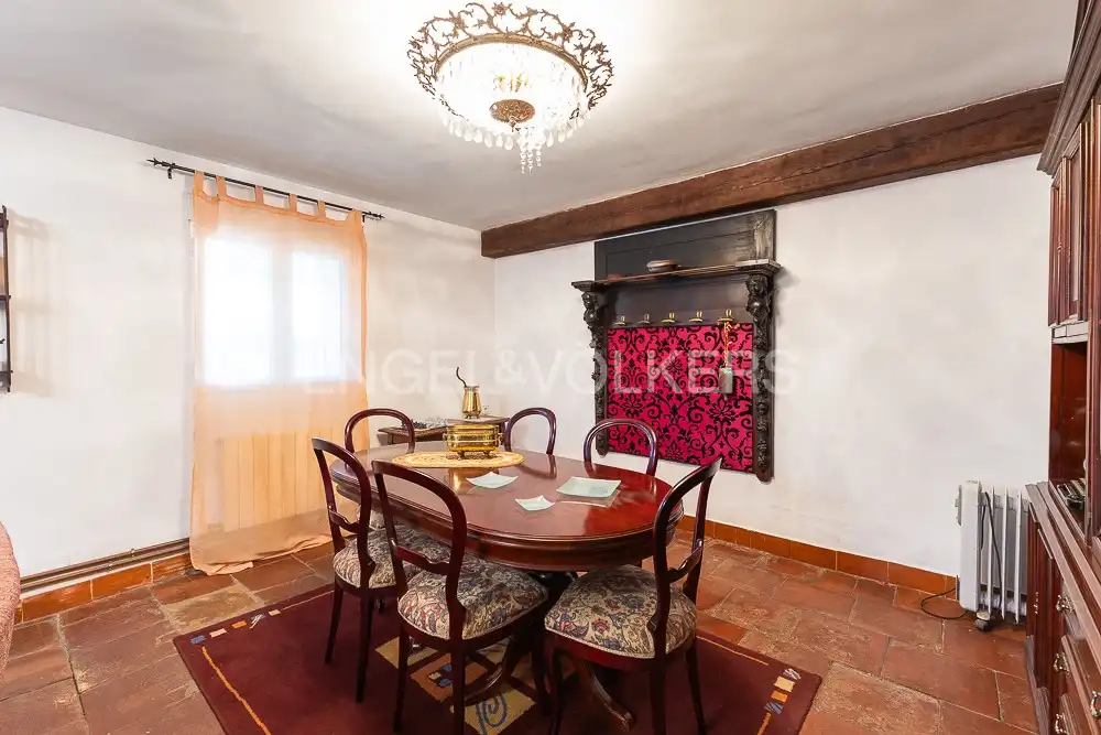 Comedor de Casa o chalet en venta en Paterna con Aire acondicionado, Calefacción y Jardín privado