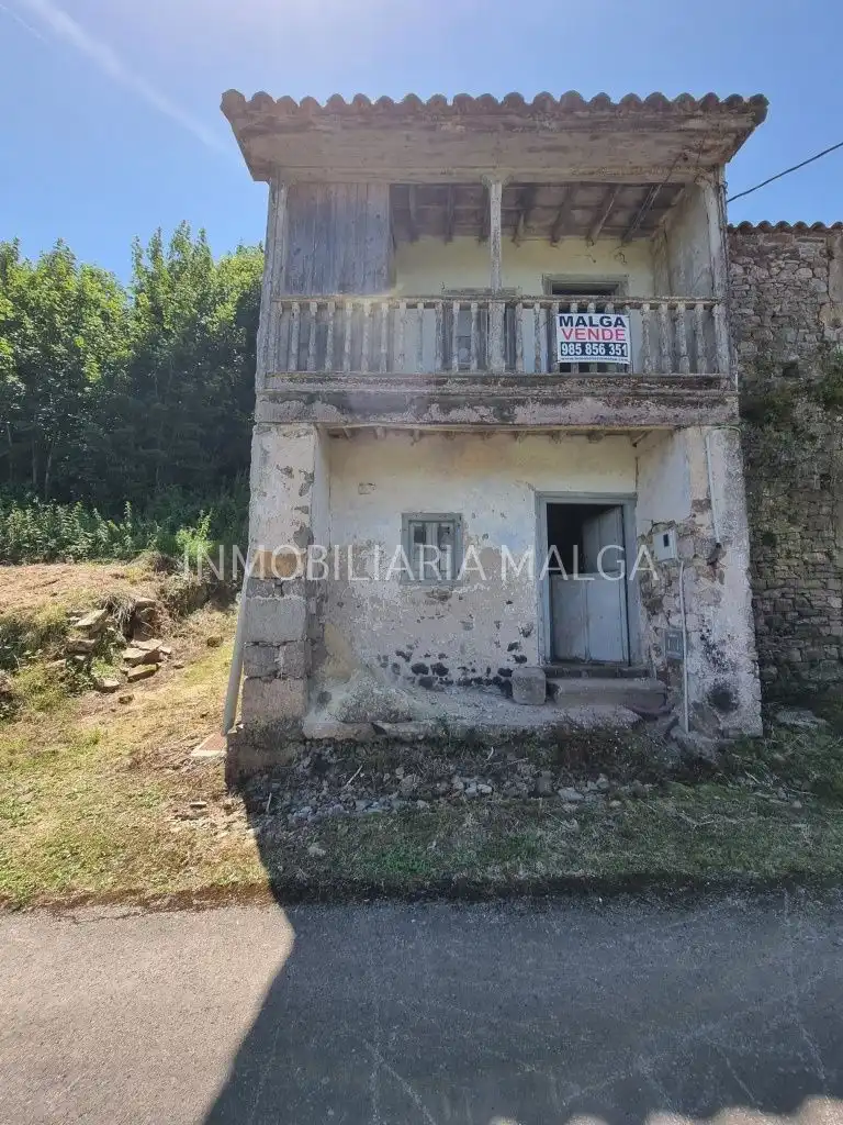 Casa o xalet en venda en Colunga amb Jardí privat