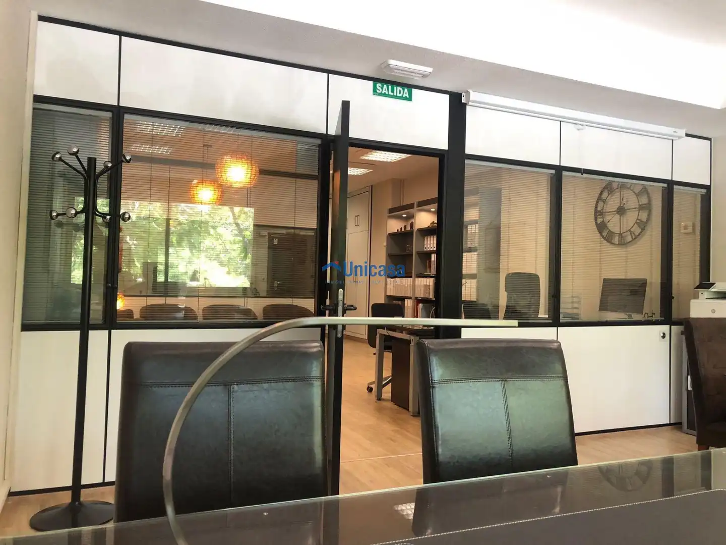 Büro zur Miete in Málaga mit Klimaanlage, Heizung und Möbliert