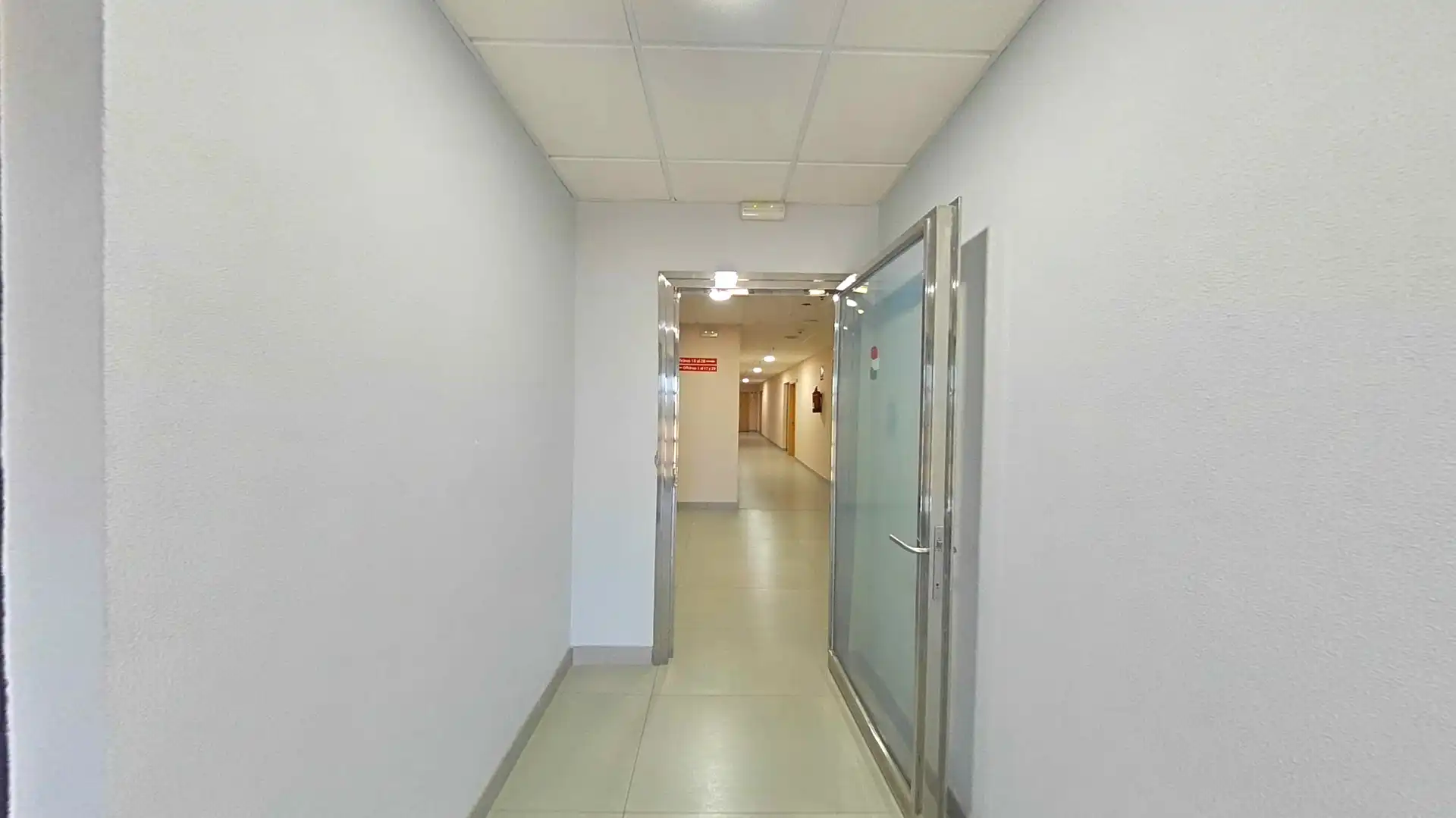 Office for sale in Platino, Salteras