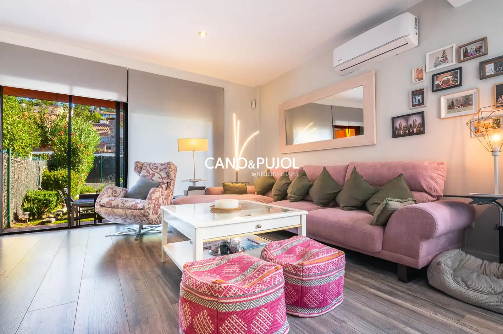 Sala de estar de Casa o chalet en venta en Terrassa con Aire acondicionado, Calefacción y Terraza
