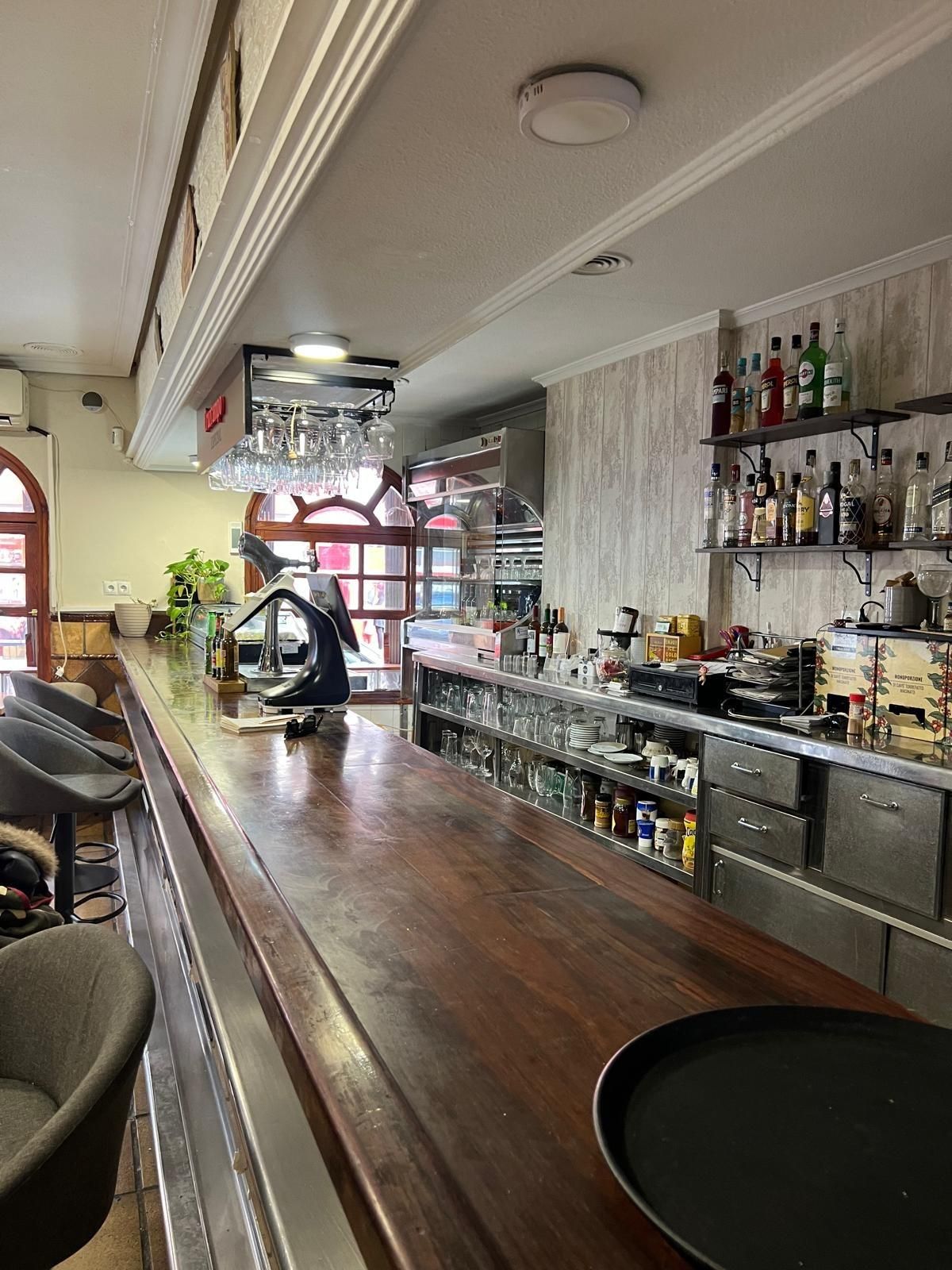 Premises to rent in Alicante / Alacant  with Air Conditioner and Furnished