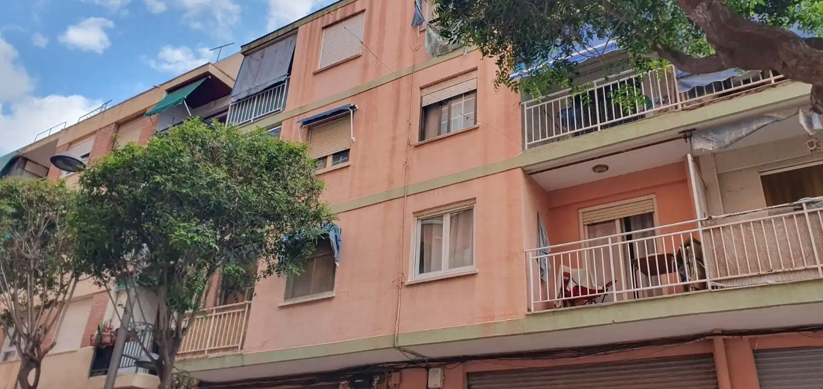Vista exterior de Piso en venta en San Vicente del Raspeig / Sant Vicent del Raspeig con Aire acondicionado, Amueblado y Balcón