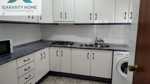 Foto 5 de Piso de alquiler en Peñamefecit - Avda Barcelona, Jaén Capital