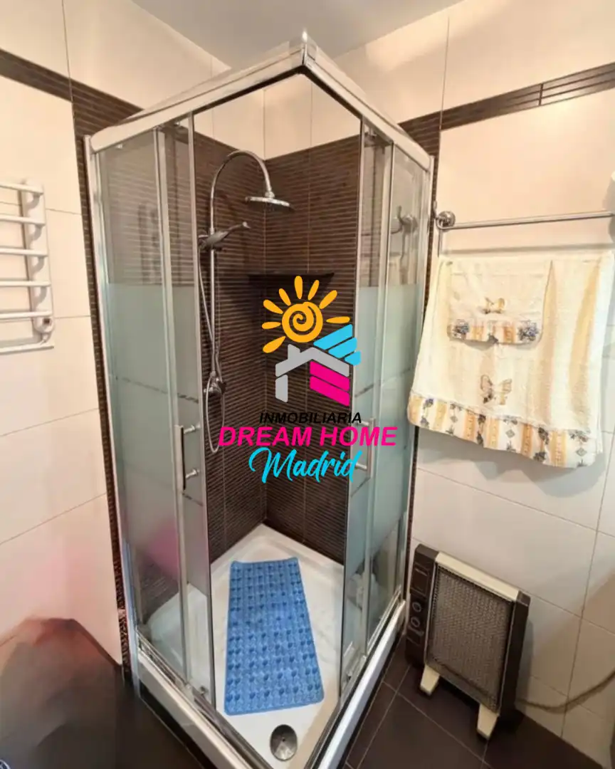 Baño de Piso en venta en Madrid con Balcón