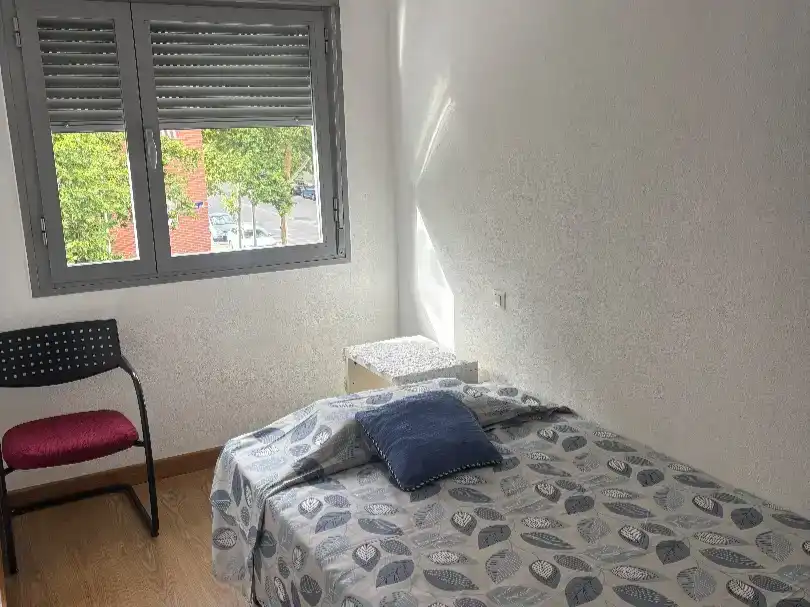 Bedroom of Flat for rent in Carabanchel