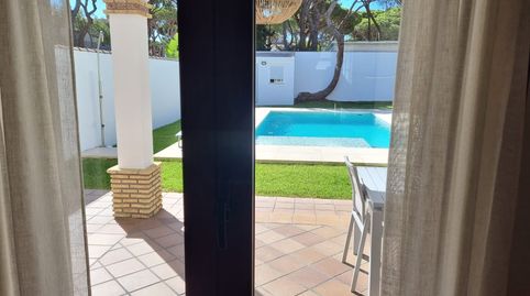Foto 3 de Casa o chalet de alquiler en Calle la Caballa, La Barrosa, Chiclana de la Frontera
