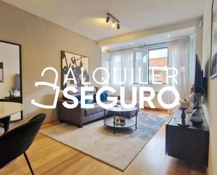 Living room of Flat to rent in  Madrid Capital  with Air Conditioner and Terrace