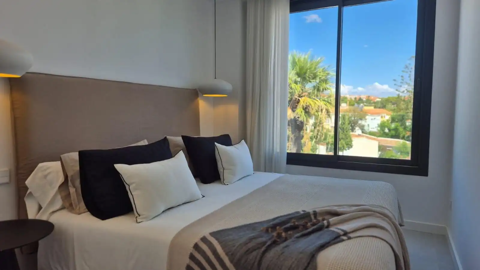 Apartment with pool for sale in Calle de la Cornisa, imagen 28