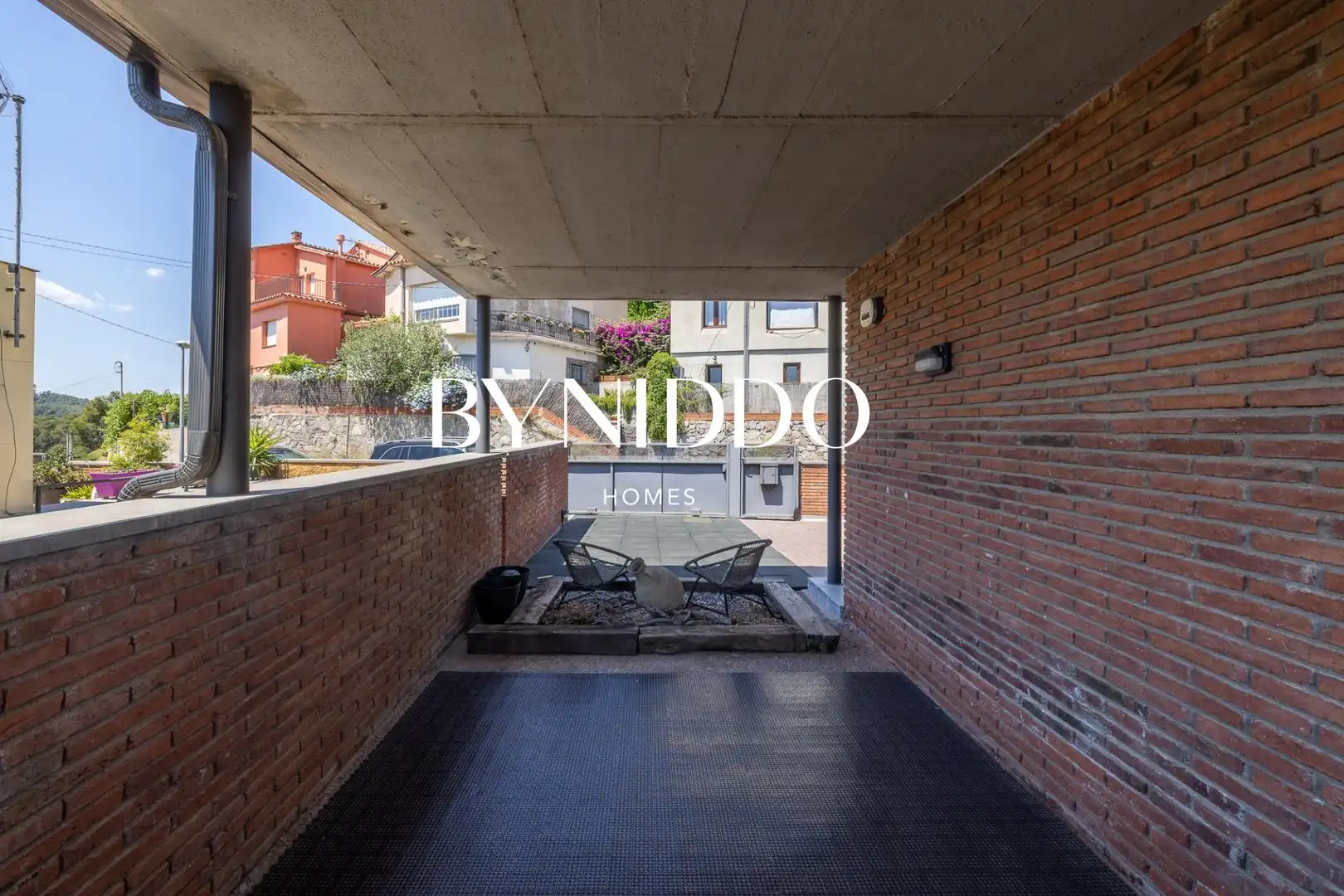 Terrassa de Casa o xalet en venda en Sant Cugat del Vallès amb Calefacció, Jardí privat i Parquet