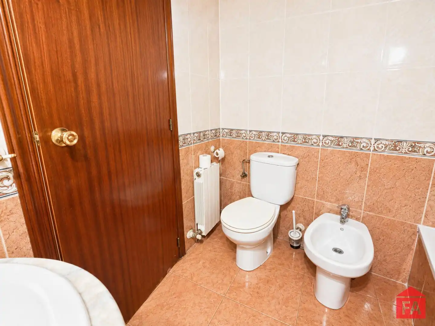 Badezimmer von Wohnung zum Verkauf in El Vendrell mit Klimaanlage, Heizung und Terrasse