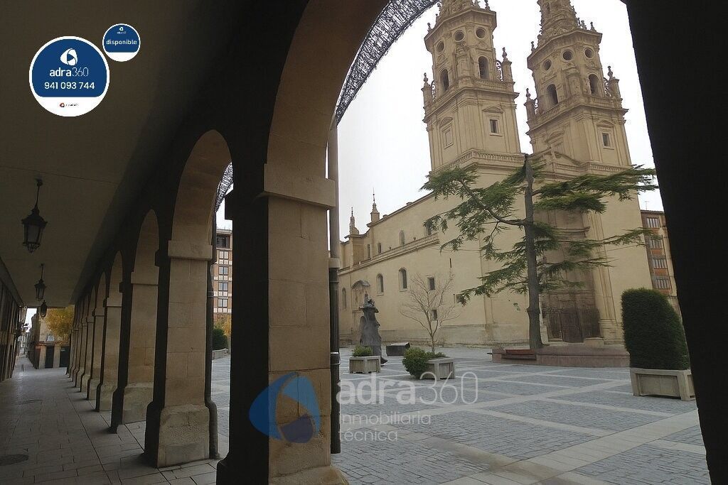 Exterior view of Office for sale in  Logroño