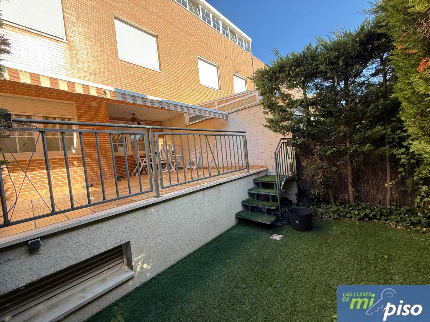 Terraza de Casa adosada en venta en Arroyo de la Encomienda con Calefacción, Jardín privado y Parquet