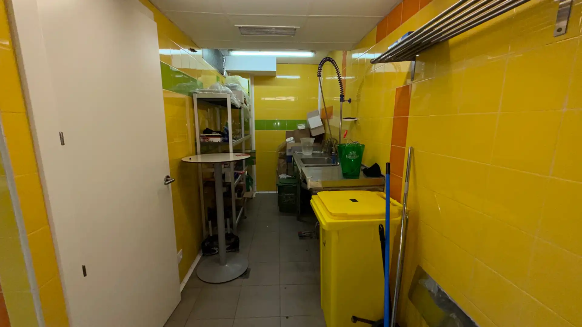 Local comercial en traspàs a Avinguda de la Constitució, imagen 15