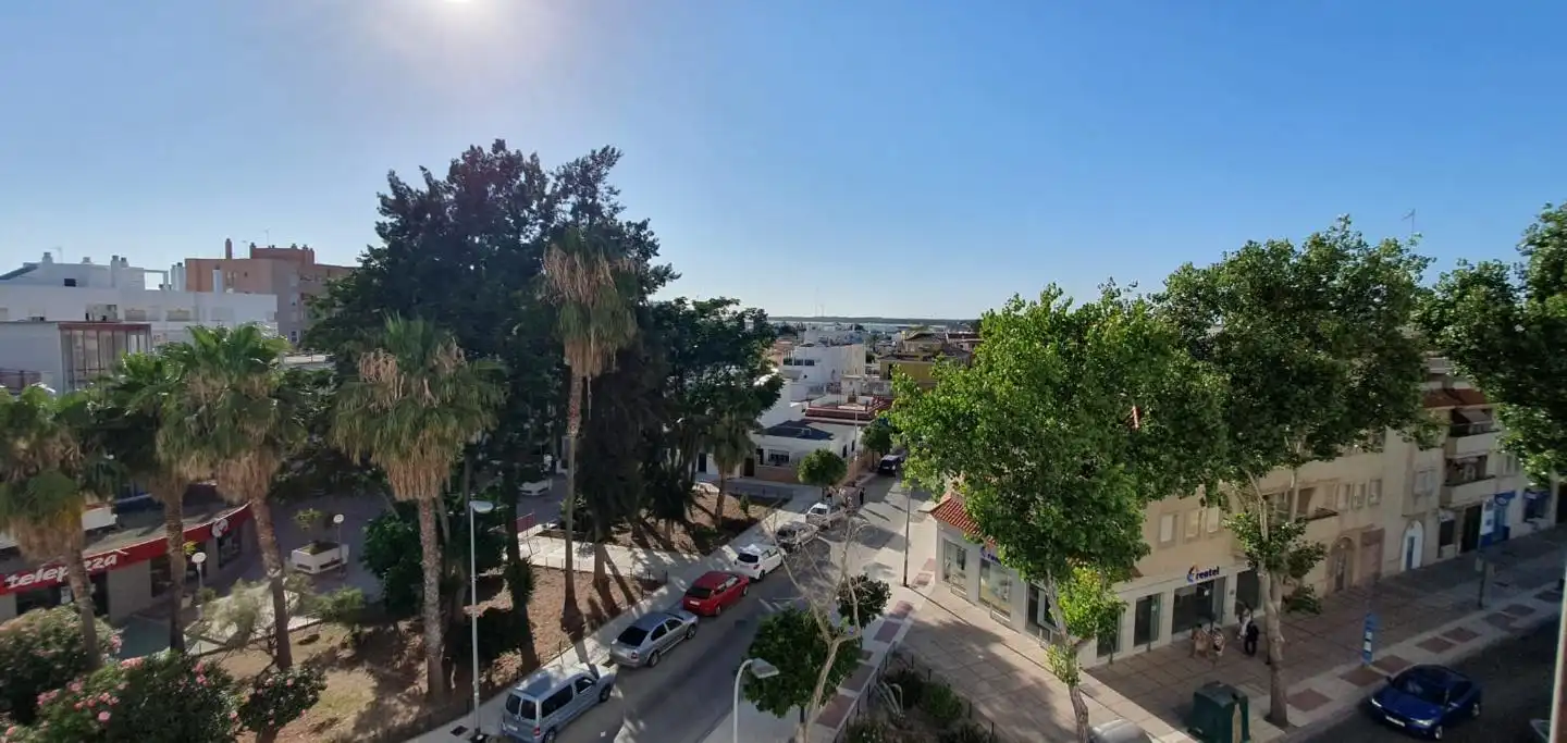 Vista exterior de Piso de alquiler en Sanlúcar de Barrameda con Terraza y Balcón