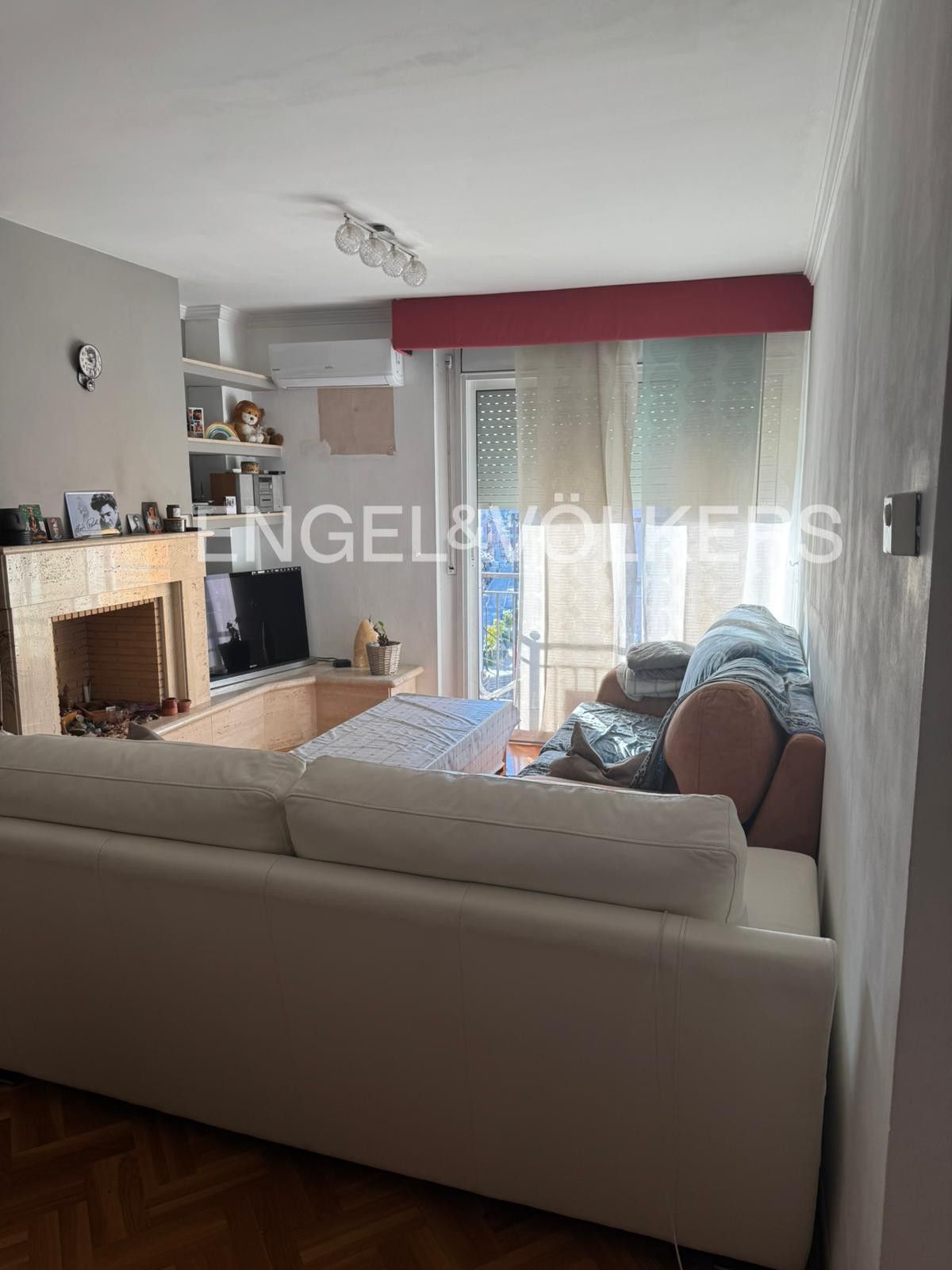 Sala d'estar de Dúplex en venda en Caldes de Montbui amb Aire condicionat, Calefacció i Parquet
