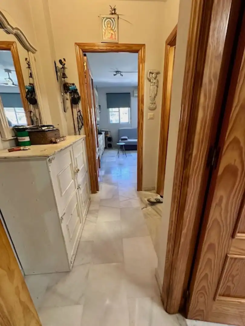 Flat for sale in Marbella  with Air Conditioner and Furnished