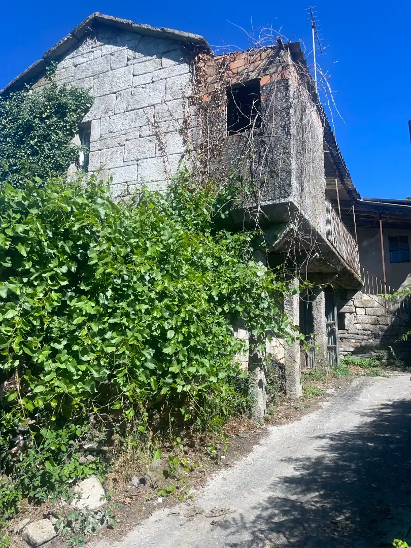 Exterior view of Houses for sale in O Irixo