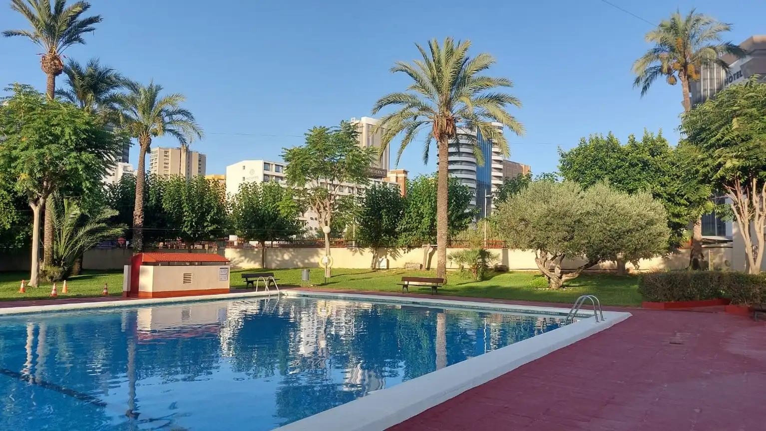 Appartement compact avec piscine à vendre à Calle Derramador, imagen 26