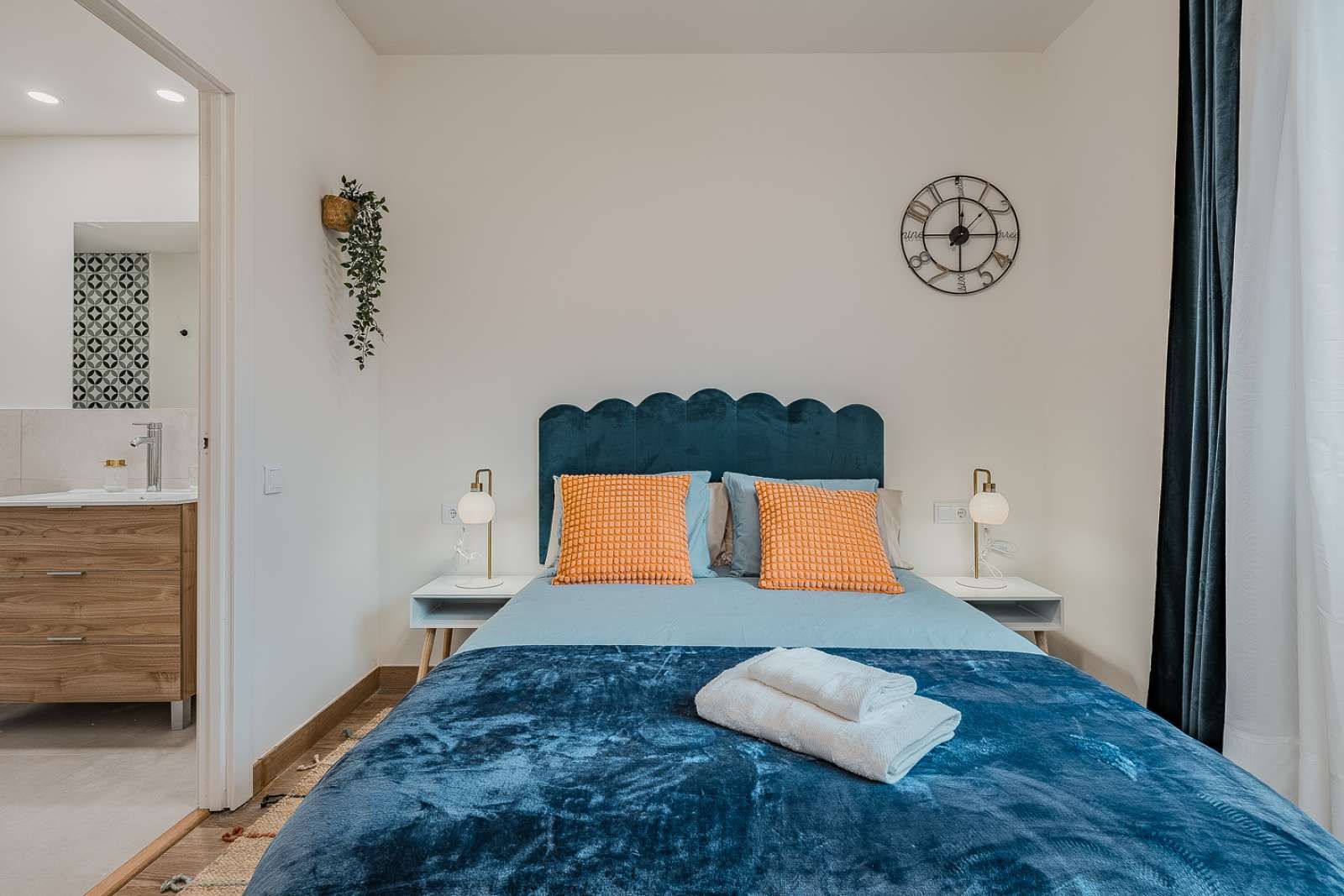 Bedroom of Flat to share in L'Hospitalet de Llobregat  with Air Conditioner and Terrace