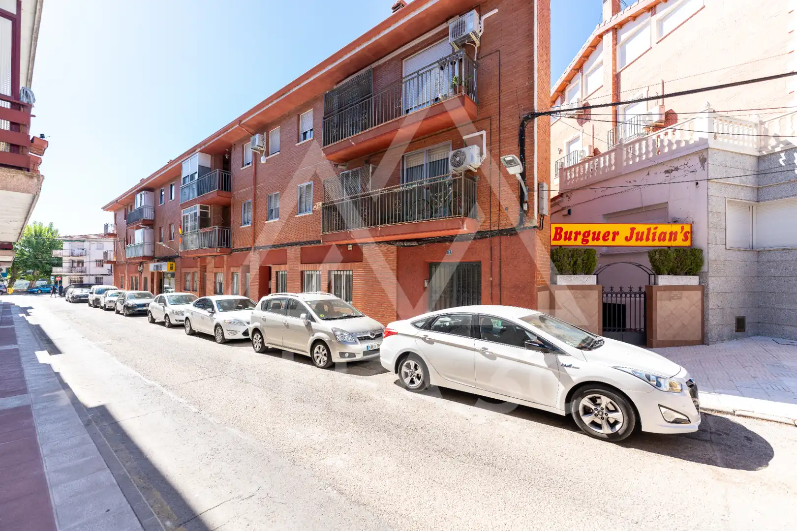 Außenansicht von Wohnung zum Verkauf in Soto del Real mit Heizung, Terrasse und Abstellraum