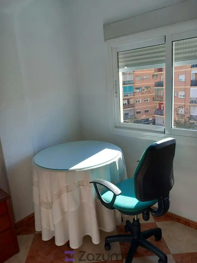Dining room of Flat for rent in Granada  with Air Conditioner, Heating and Furnished